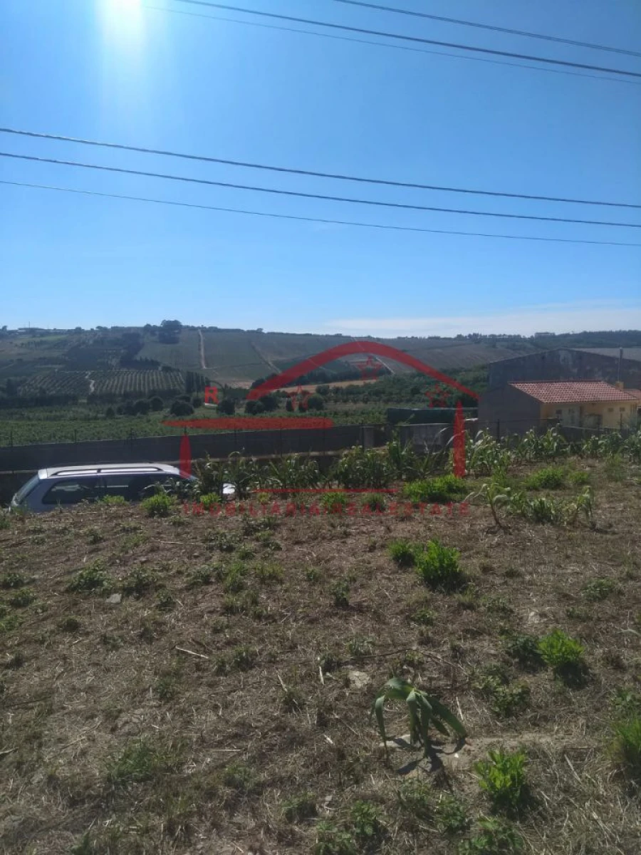 Moradia T2 para Venda em Roliça Foto 8