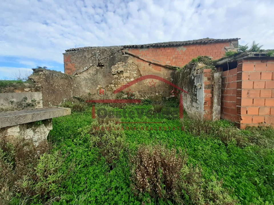 Moradia T2 para Venda em Roliça Foto 18