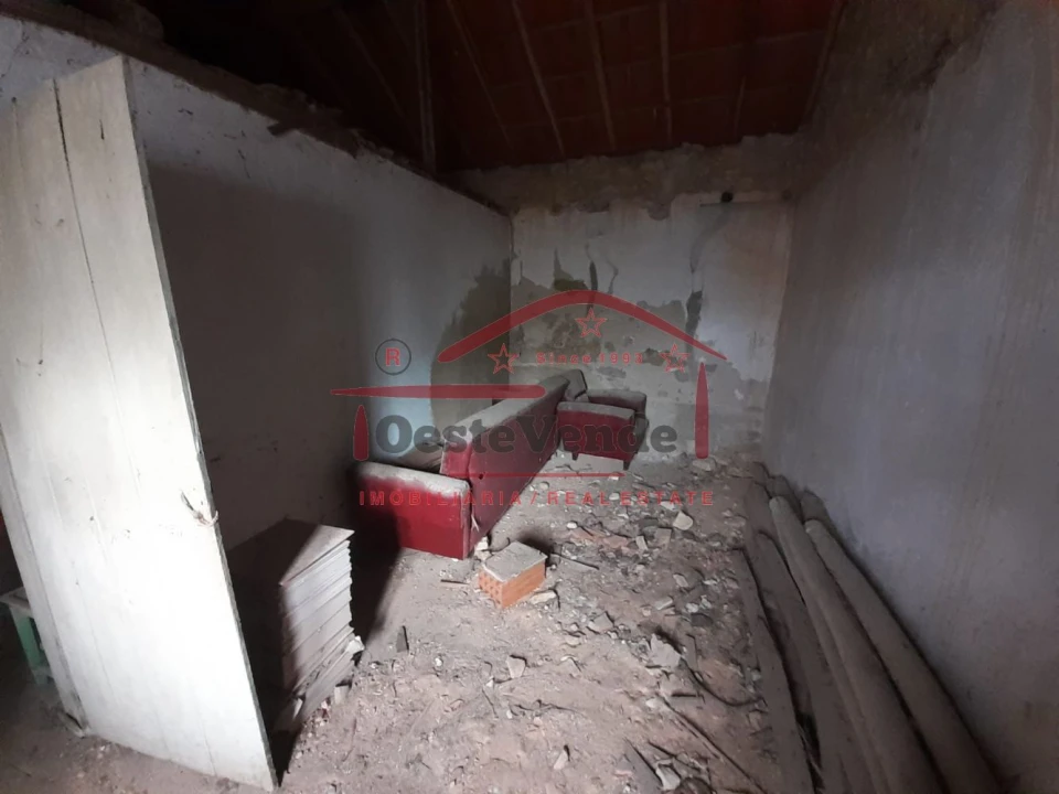 Moradia T2 para Venda em Peral Foto 7