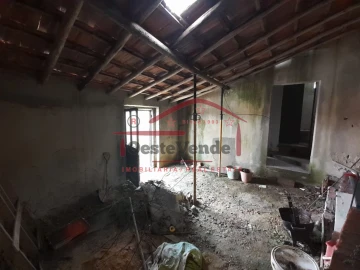 Moradia T2 para Venda em Peral