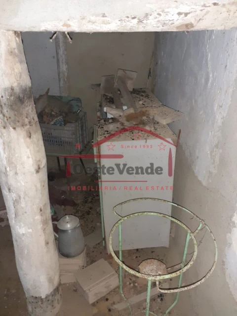 Moradia T2 para Venda em Peral