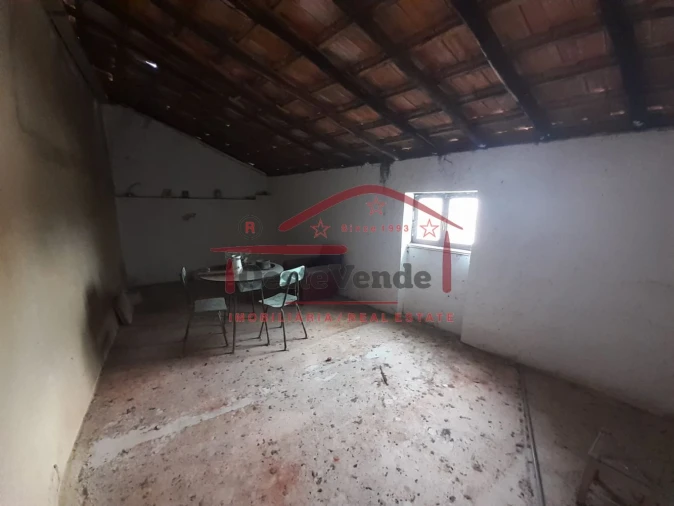 Moradia T2 para Venda em Peral Foto 10