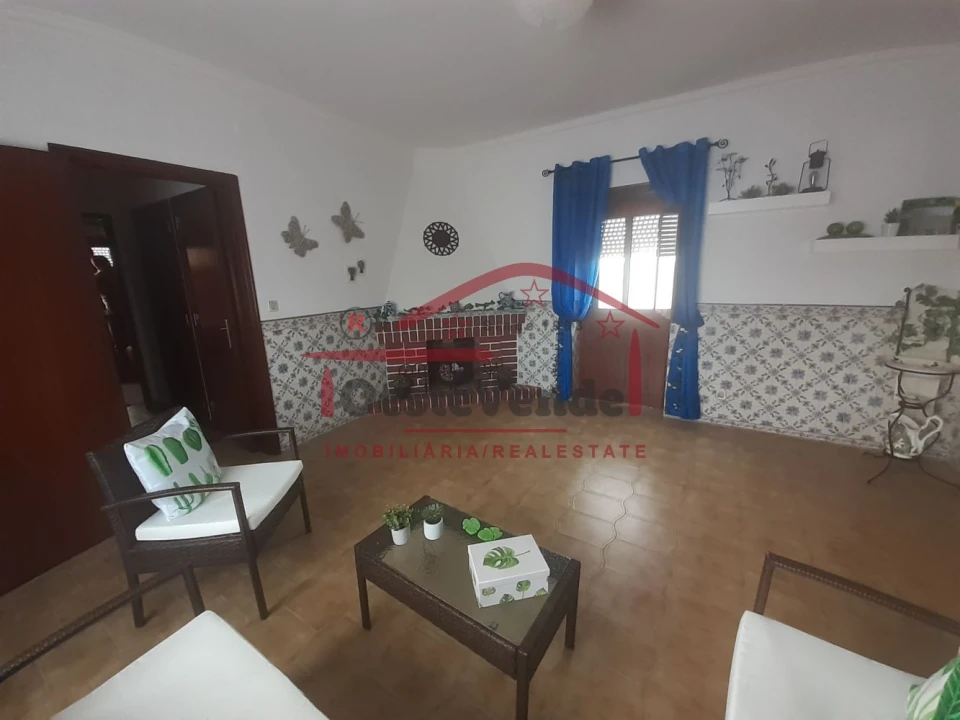 Moradia T5 para Venda em Peral Foto 47