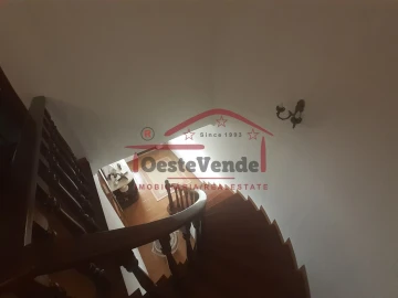Moradia T5 para Venda em Peral