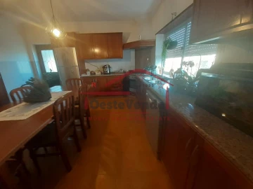 Moradia T5 para Venda em Peral