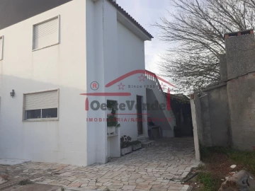 Moradia T5 para Venda em Peral