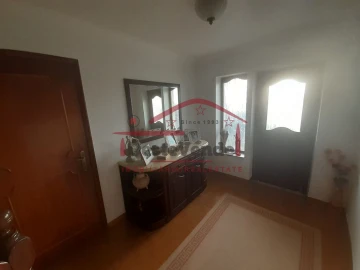 Moradia T5 para Venda em Peral