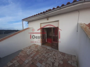 Moradia T5 para Venda em Peral