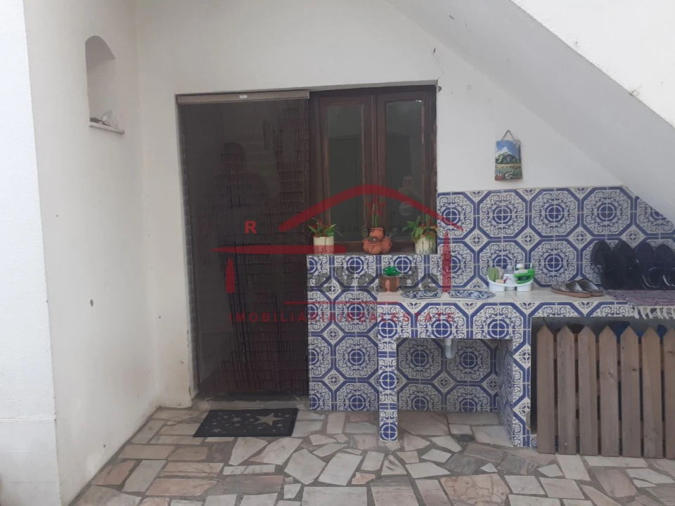 Moradia T5 para Venda em Peral Foto 5