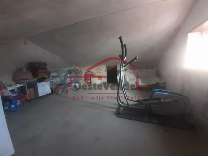 Moradia T5 para Venda em Peral Foto 43