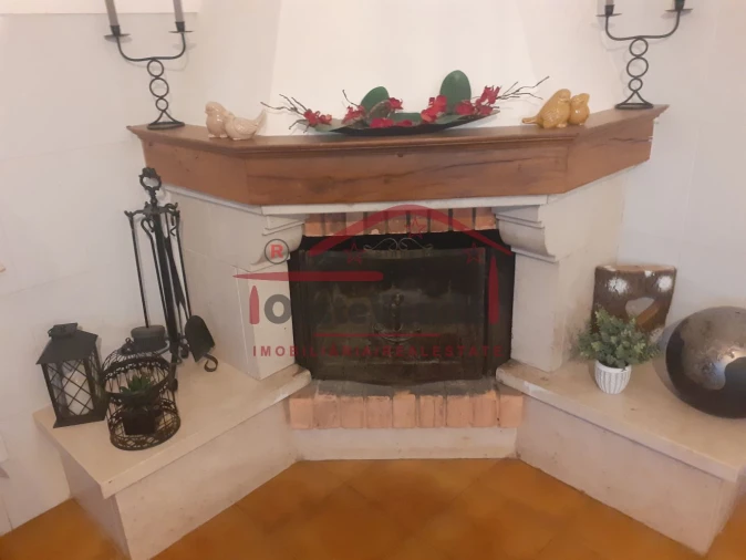 Moradia T5 para Venda em Peral Foto 17