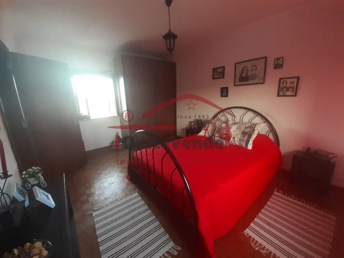 Moradia T5 para Venda em Peral Foto 49