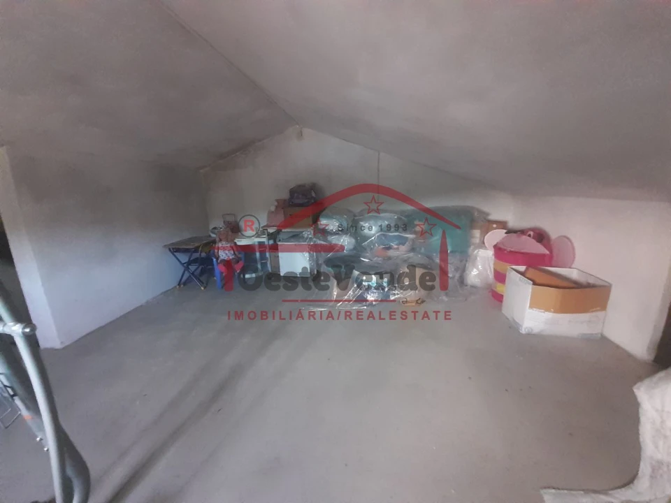 Moradia T5 para Venda em Peral Foto 44