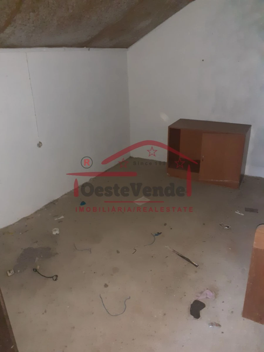 Moradia T1 para Venda em Peral Foto 21