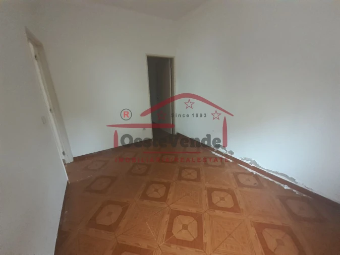 Moradia T1 para Venda em Peral Foto 15