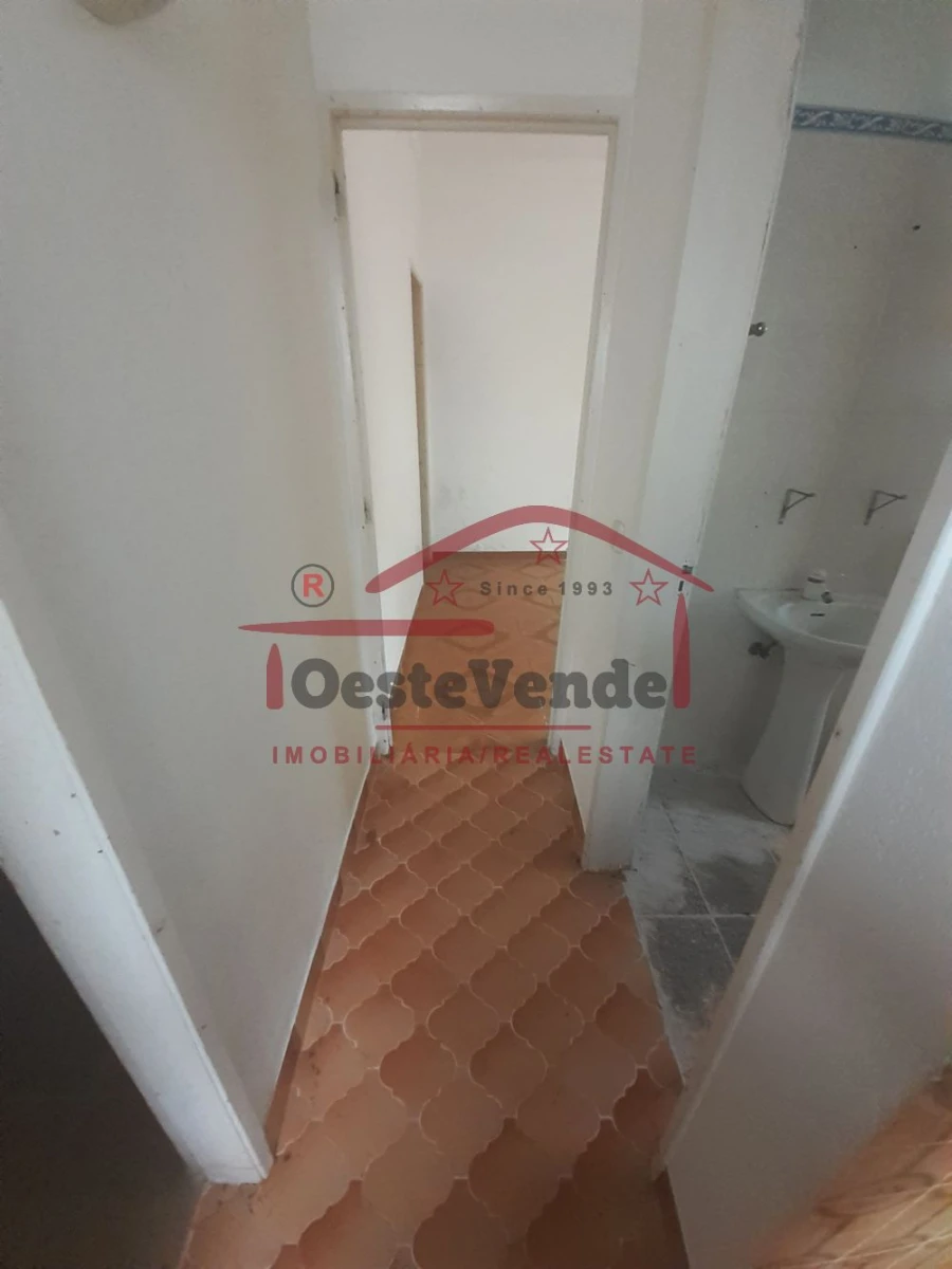 Moradia T1 para Venda em Peral Foto 20