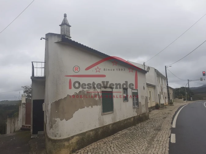 Moradia T1 para Venda em Peral Foto 3