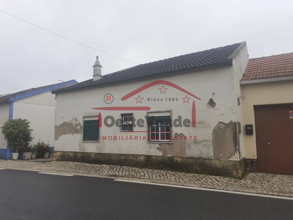 Moradia T1 para Venda em Peral Foto 2