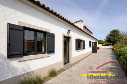 Moradia T2 para Venda em Peral