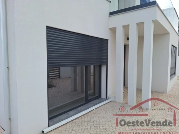 Moradia T4 para Venda em Lourinhã e Atalaia