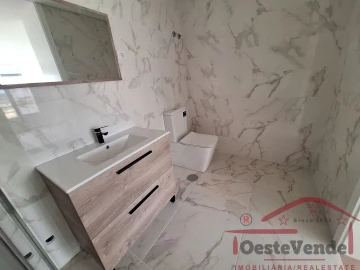 Moradia T4 para Venda em Lourinhã e Atalaia
