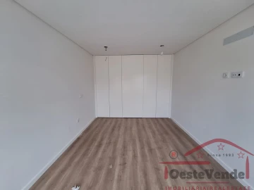 Moradia T4 para Venda em Lourinhã e Atalaia