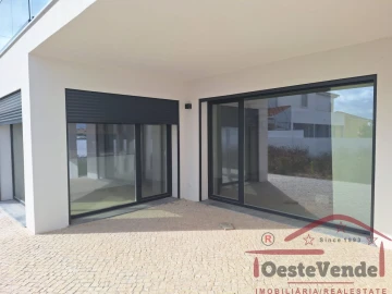Moradia T4 para Venda em Lourinhã e Atalaia