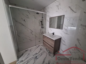 Moradia T4 para Venda em Lourinhã e Atalaia