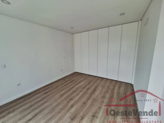 Moradia T4 para Venda em Lourinhã e Atalaia Foto 31