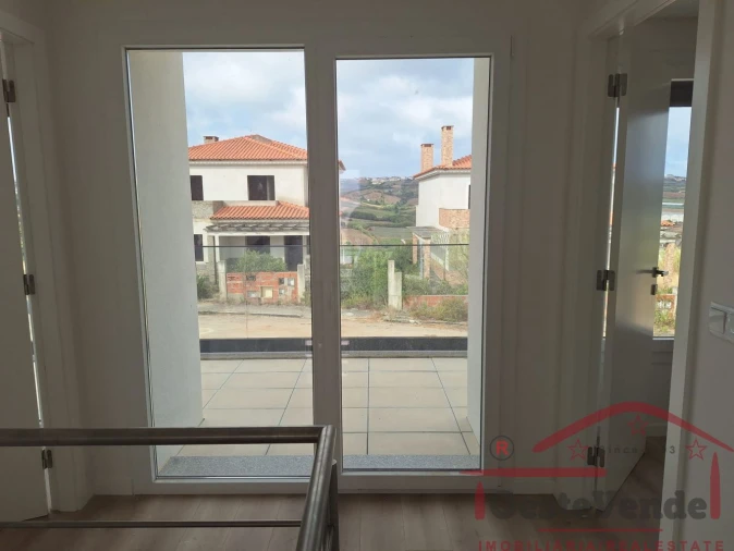 Moradia T4 para Venda em Lourinhã e Atalaia Foto 22
