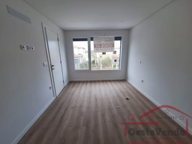 Moradia T4 para Venda em Lourinhã e Atalaia Foto 25