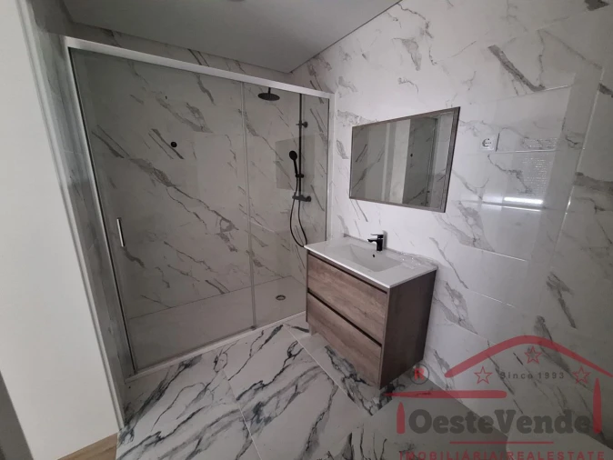 Moradia T4 para Venda em Lourinhã e Atalaia Foto 32