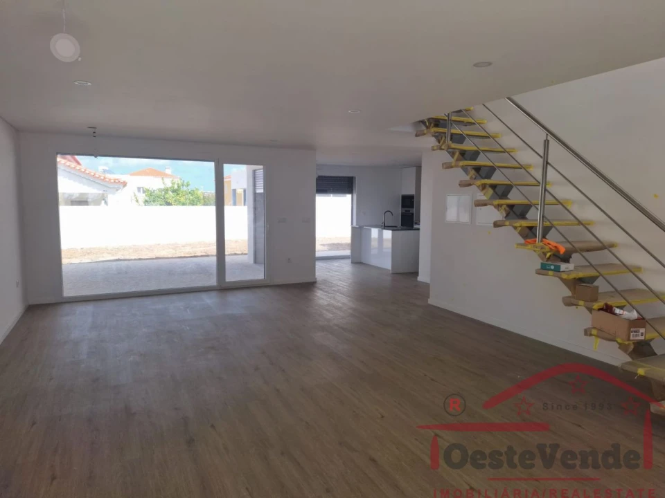 Moradia T4 para Venda em Lourinhã e Atalaia Foto 18