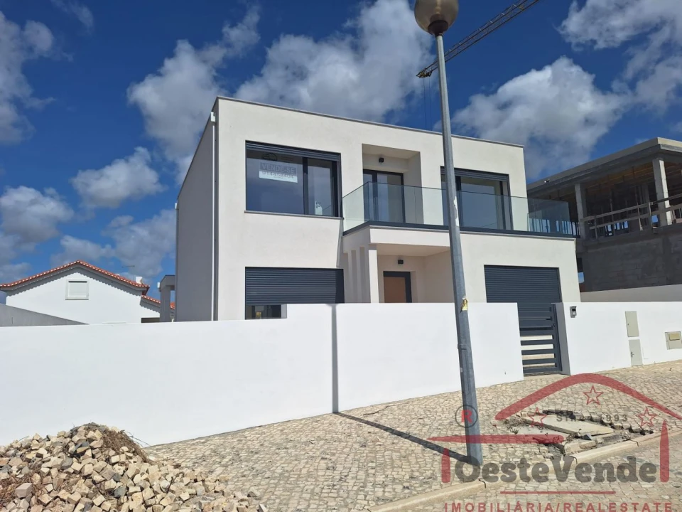 Moradia T4 para Venda em Lourinhã e Atalaia Foto 42