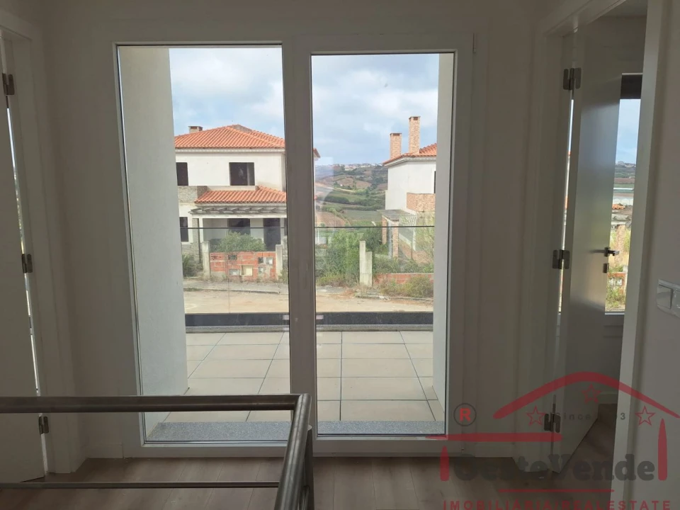 Moradia T4 para Venda em Lourinhã e Atalaia Foto 22