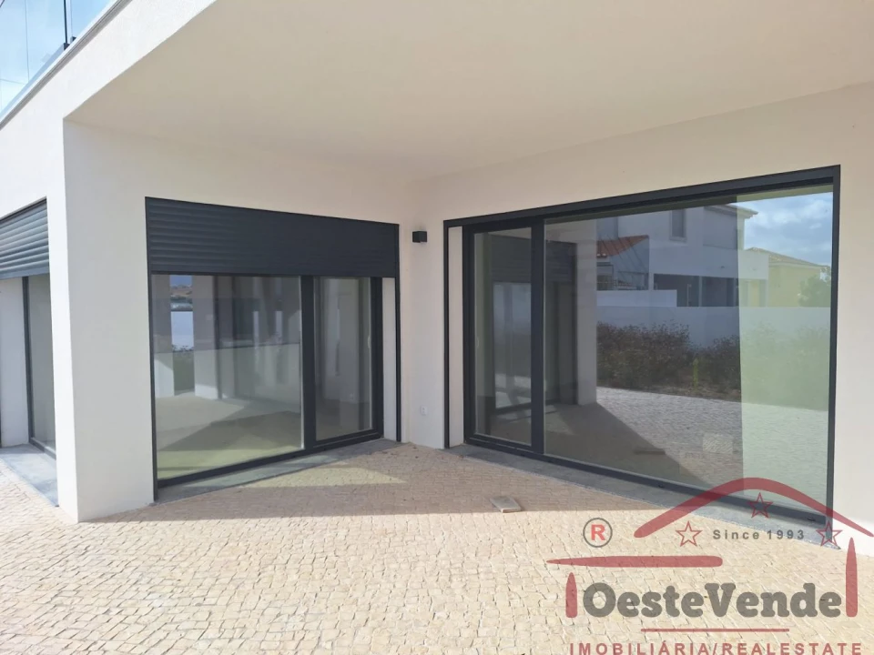 Moradia T4 para Venda em Lourinhã e Atalaia Foto 4