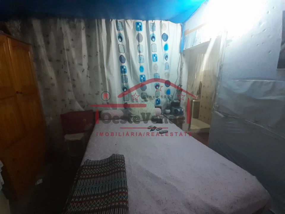 Moradia T2 para Venda em Peral Foto 15