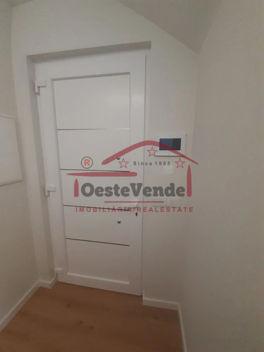 Moradia T3 para Venda em Peral Foto 28