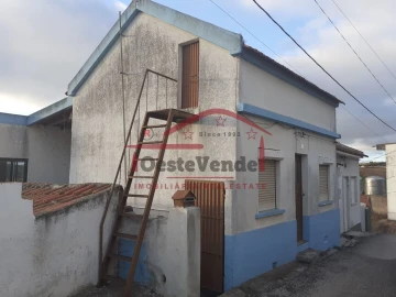 Moradia T2 para Venda em Lourinhã e Atalaia