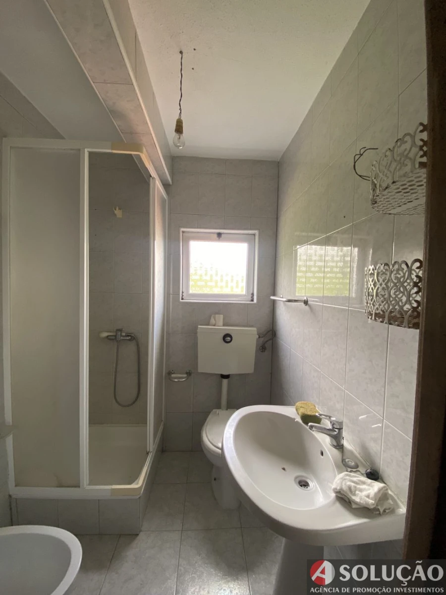 Moradia T3 para Venda em Resende Foto 17