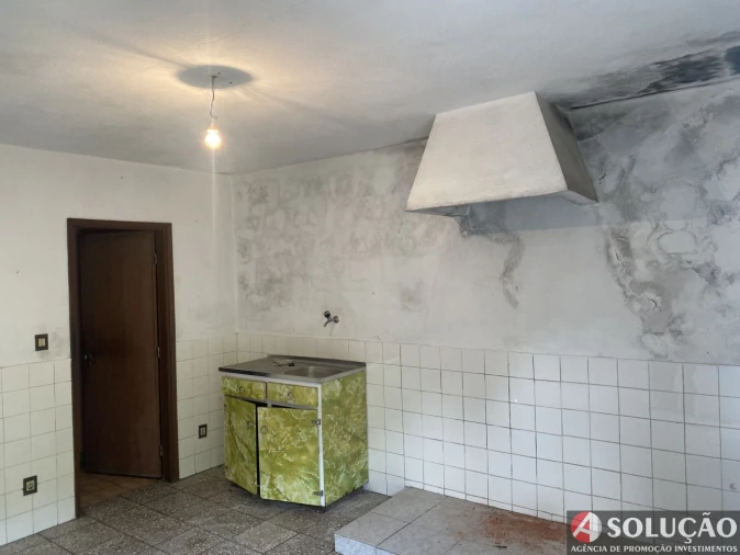 Moradia T3 para Venda em Resende Foto 10