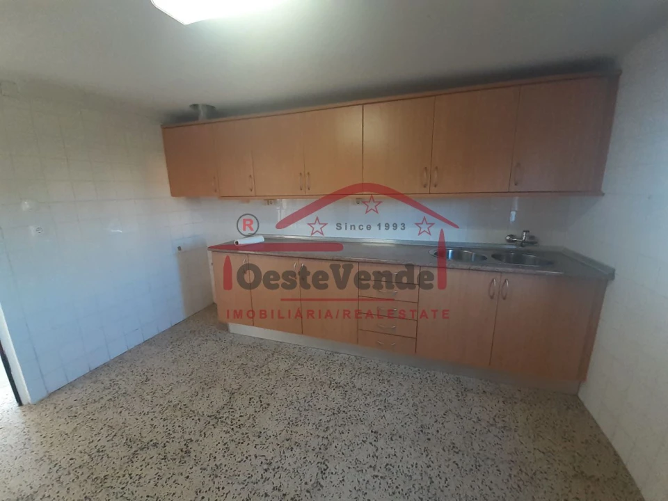 Moradia T2 para Venda em Peral Foto 11