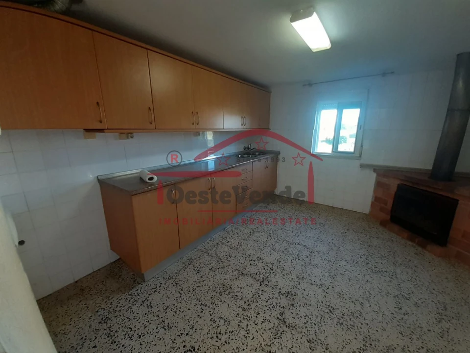 Moradia T2 para Venda em Peral Foto 9