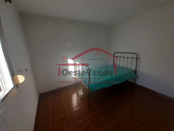 Moradia T2 para Venda em Peral Foto 13