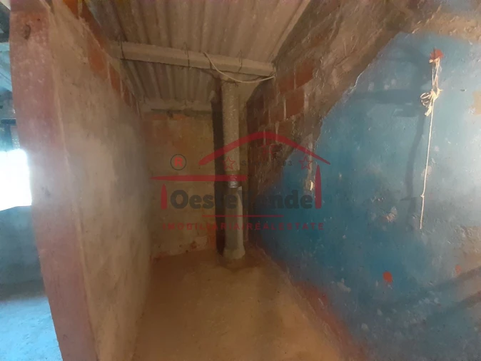 Moradia T2 para Venda em Peral Foto 30