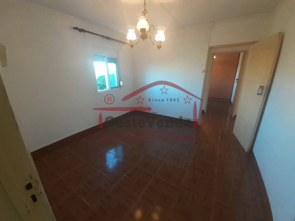 Moradia T2 para Venda em Peral Foto 14