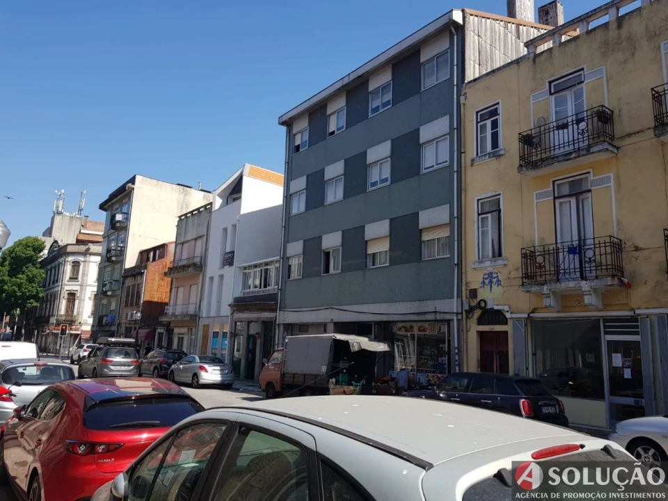 Apartamento T1 para Venda em Cedofeita, Santo Ildefonso, Sé, Miragaia, São Nicolau e Vitória Foto 1