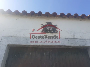 Moradia T4 para Venda em Cadaval e Pêro Moniz