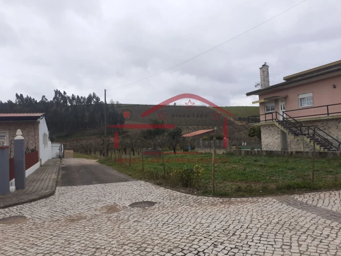 Terreno para Venda em Peral Foto 2