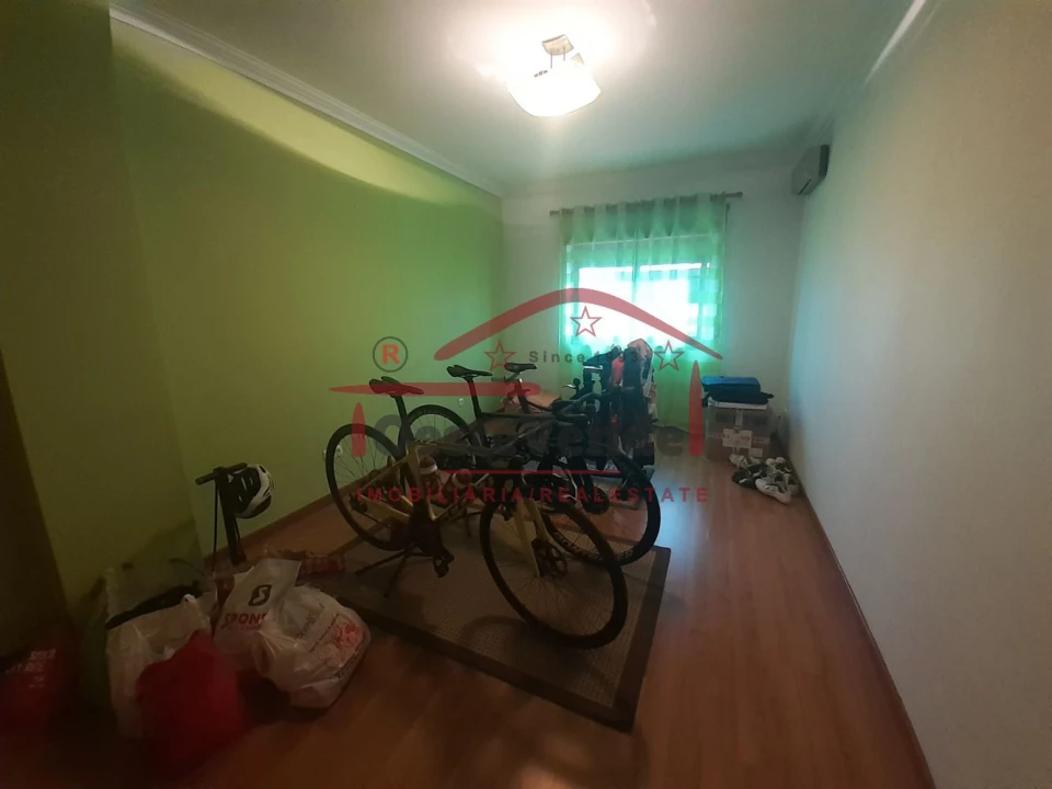 Apartamento T3 para Venda em Peral Foto 12